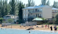 отдых на берегу моря с бассейном отдых у моря недорого