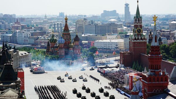 Военный парад в ознаменование 75-летия Победы в Великой Отечественной войне 1941-1945 годов на Красной площади в Москве Военный парад в ознаменование 75-летия Победы в Великой Отечественной войне 1941-1945 годов на Красной площади в Москве